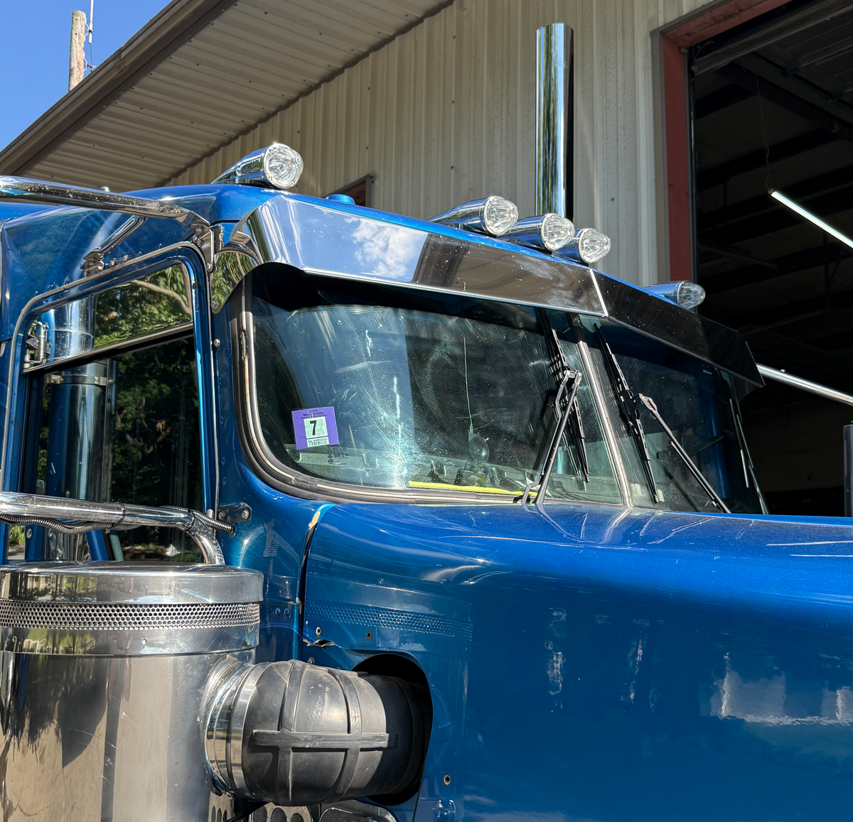 KW-2-401 7" to 5" W900 visor