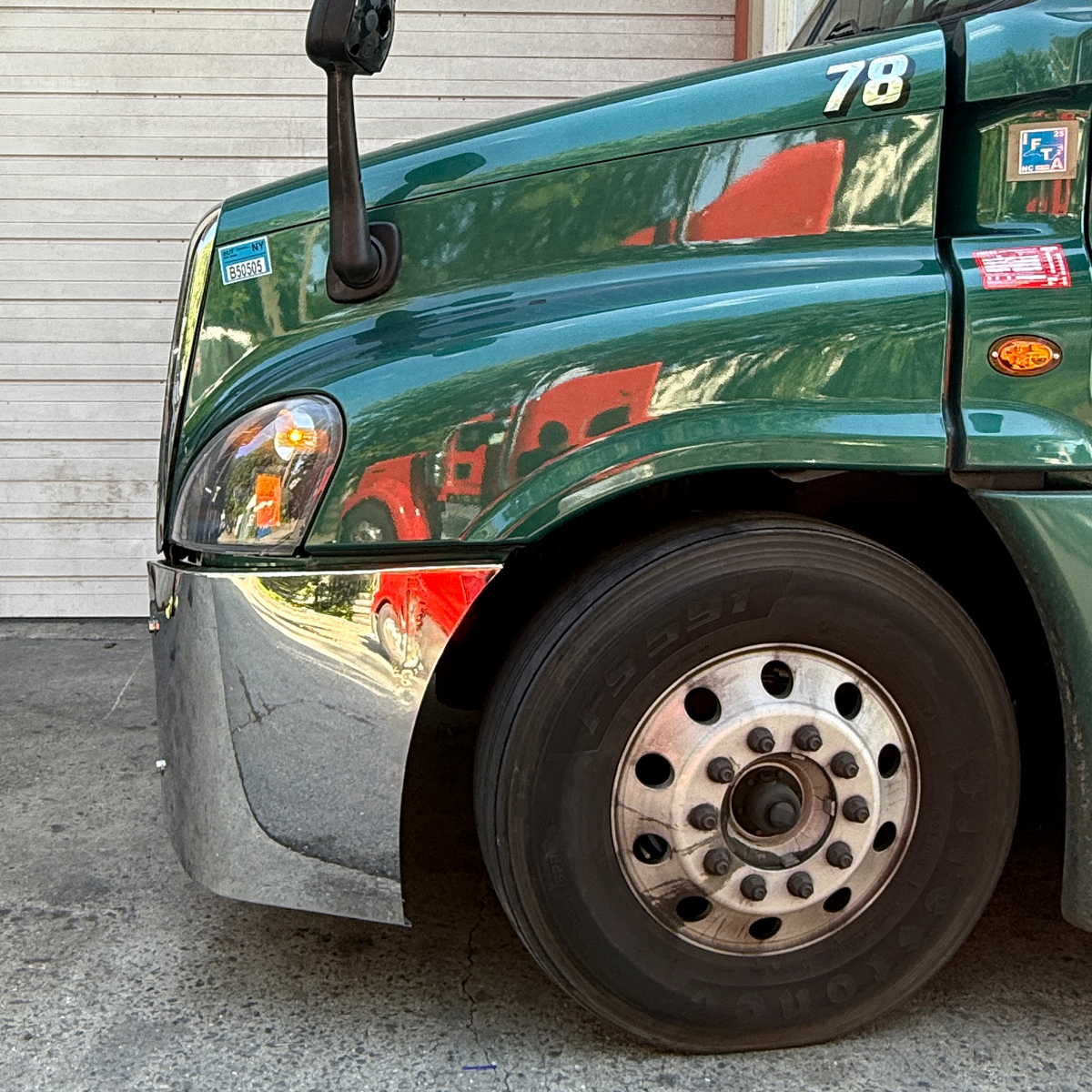 FL-2-104 Cascadia Front Bumper